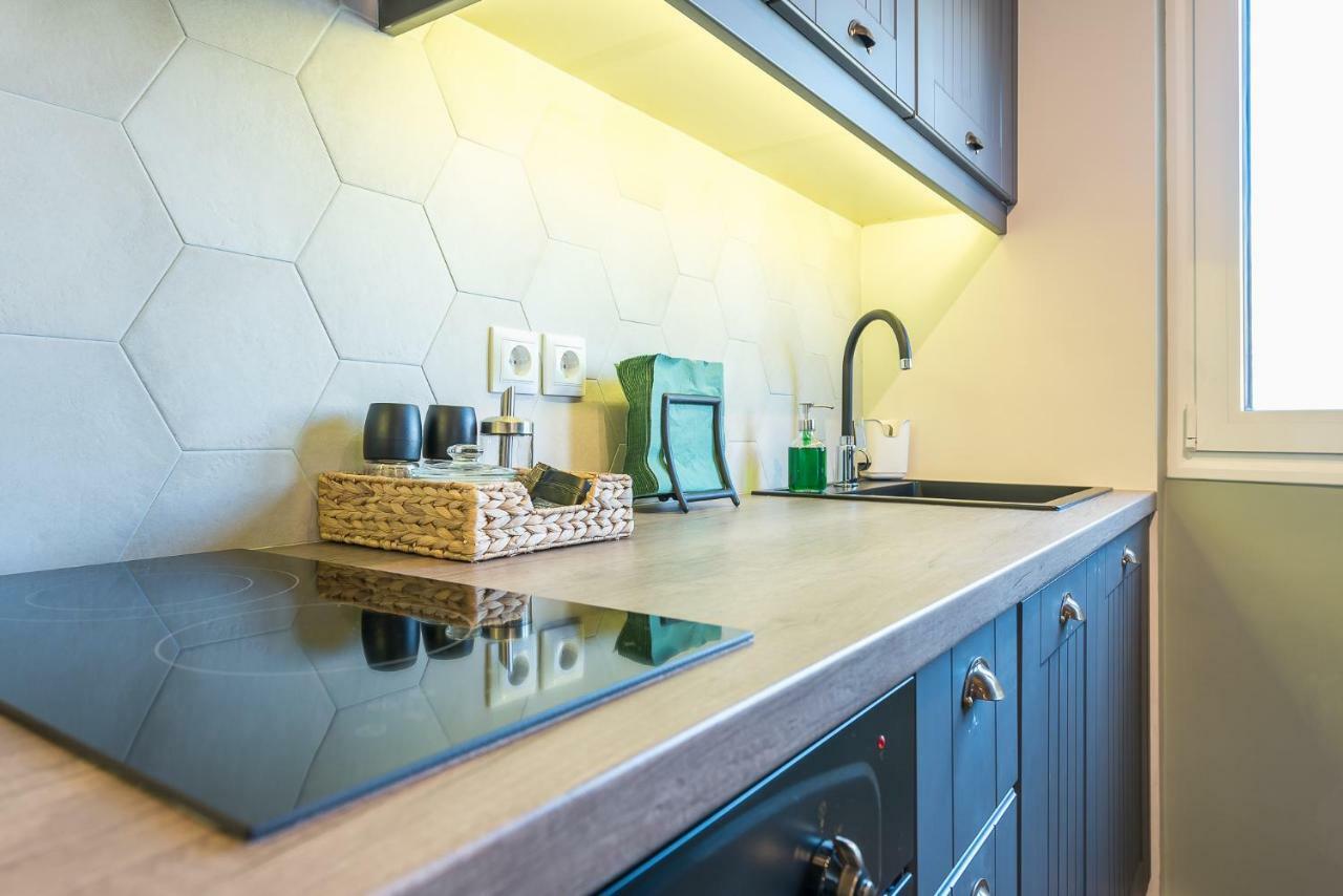 "Sunbow Olive"- Boutique Apartment In Dowtown Атина Екстериор снимка